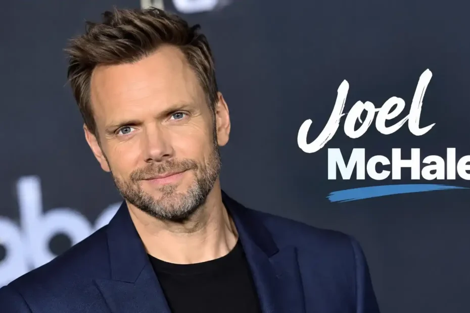 : Joel McHale portrait
